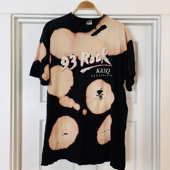 Vintage Other - ▪️VNTG▪️ROCK DISTRESSED TSHIRT